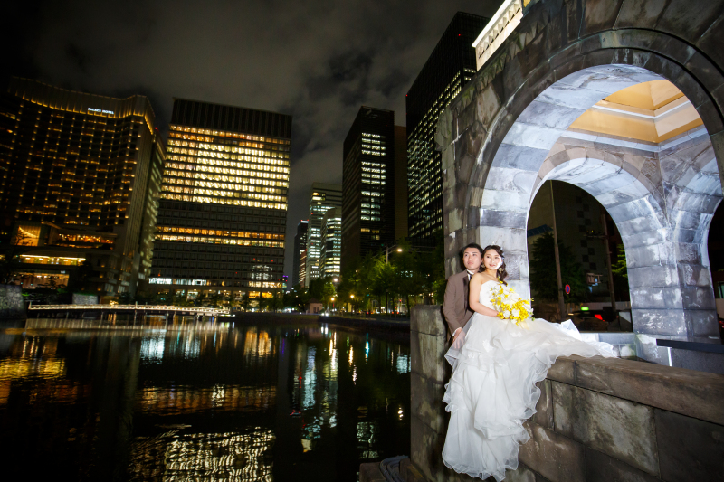 背景のビルの明かりが♪