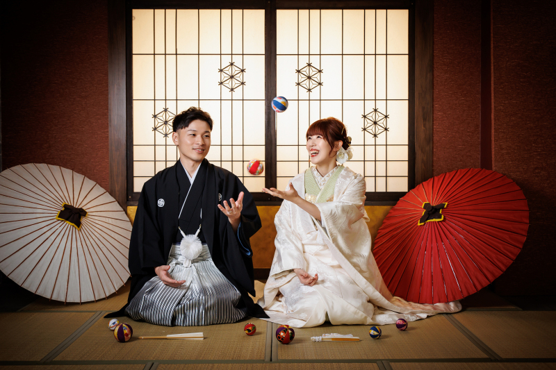 鞠で遊んで楽しく撮影♪