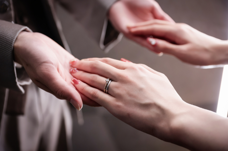 指先に集まる互いの意識