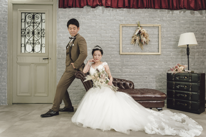 ソファを用いて