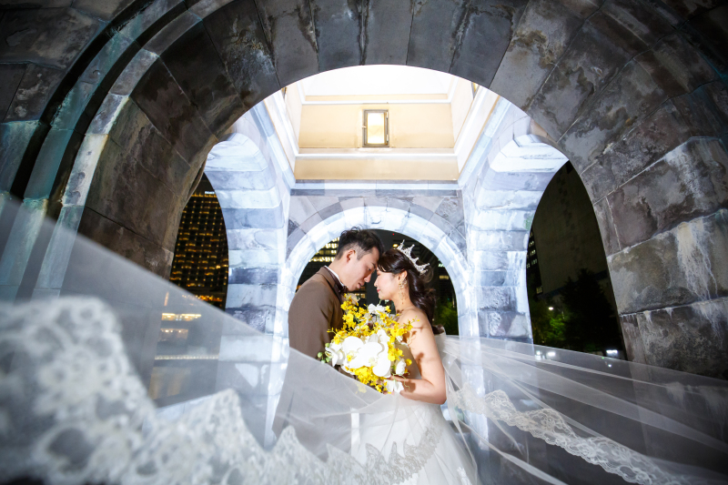 緩やかな曲線を描くベールショット