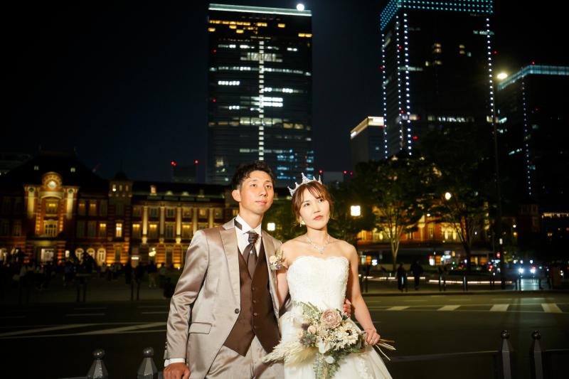 街の灯りに囲まれて♪