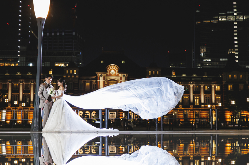 街灯とベールと駅舎でリフレクション♪