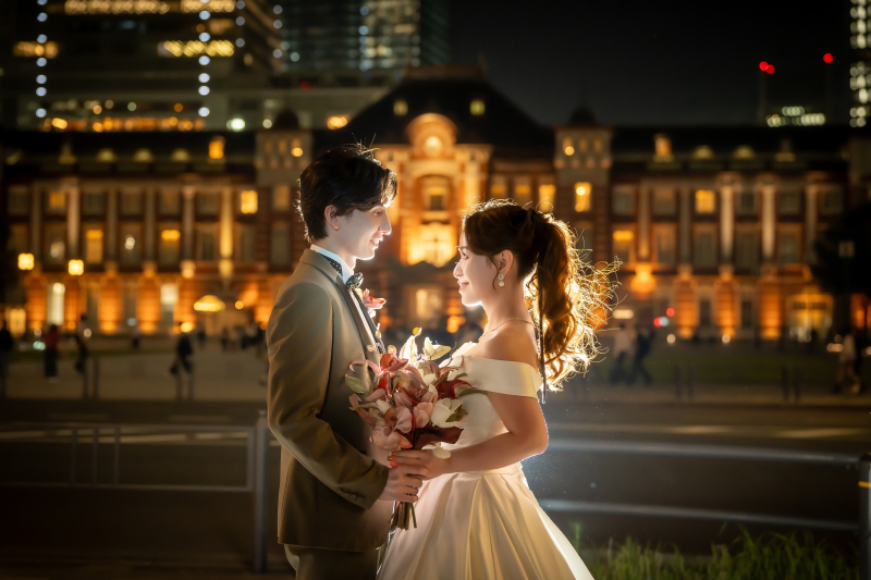ライトアップされた東京駅で幻想的に。夜ロケ3×美肌＆ヘアメイク付き贅沢プラン