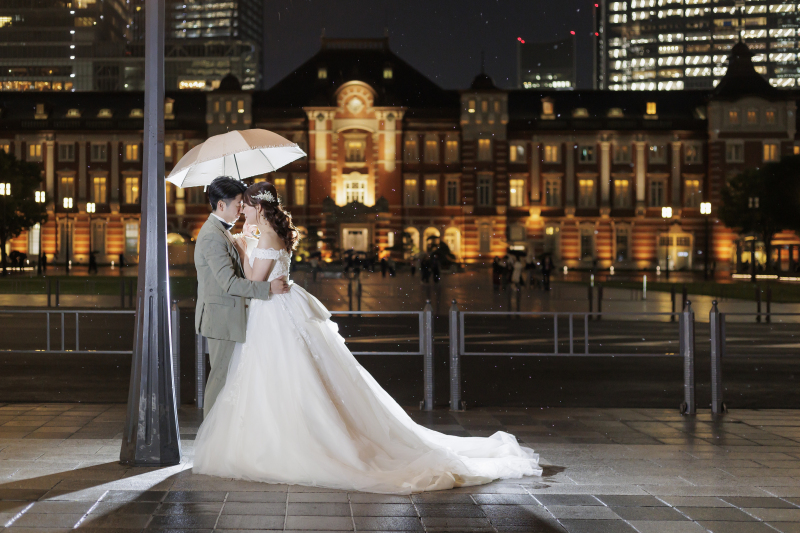 ロマンチック傘デート