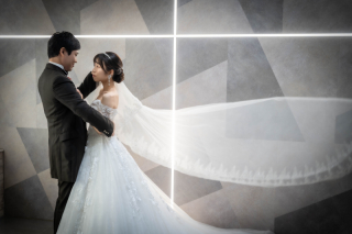 クラシックかモダンか、あなたらしく選べる洋装スタジオ撮影プラン