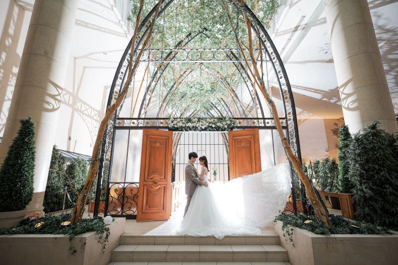 洋装と和装、ふたつの世界を楽しむチャペル&times;スタジオ撮影