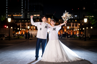 東京駅や和田倉門で大人かわいいウェディングフォト！3ロケーションで特別な一日を！