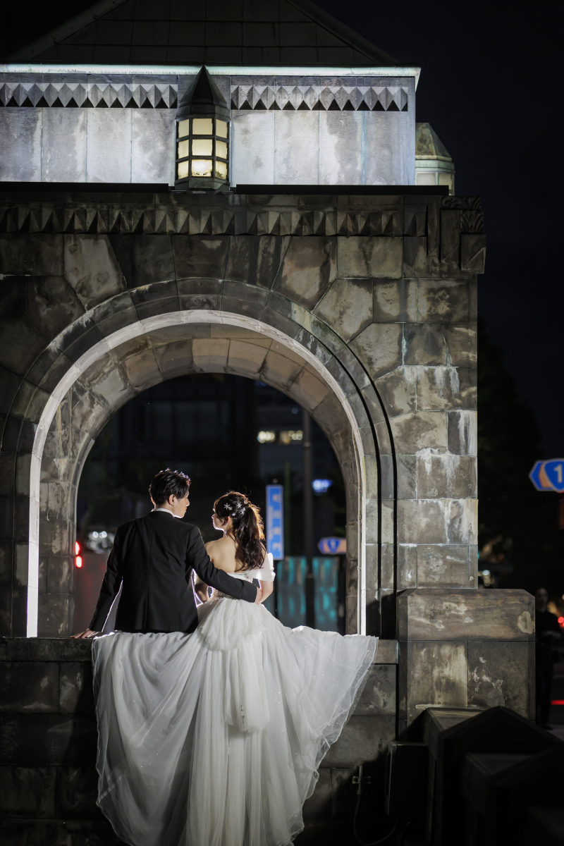 和田倉門に座って見つめ合えば。。。