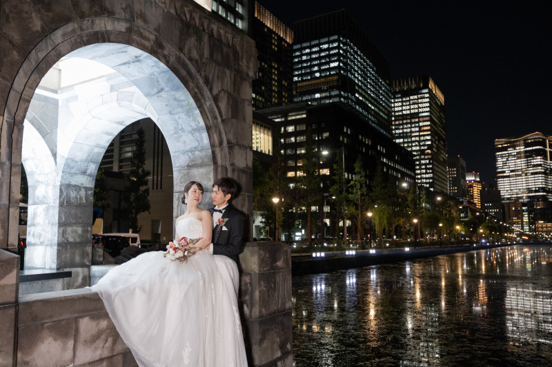 水面映るビルも素敵♪