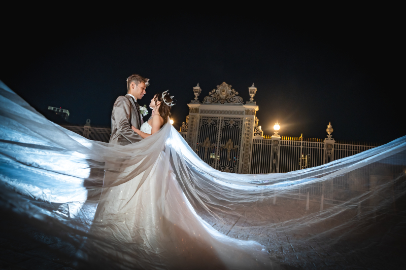 ベールに包まれた夜の静寂