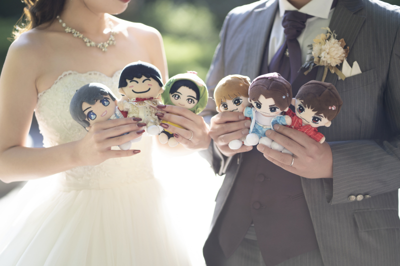 それぞれの手に・大切なキャラが並ぶ