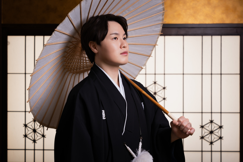 白傘男子、現る!