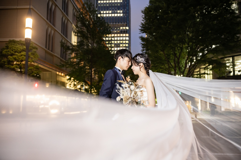 ベールを手前にボカして