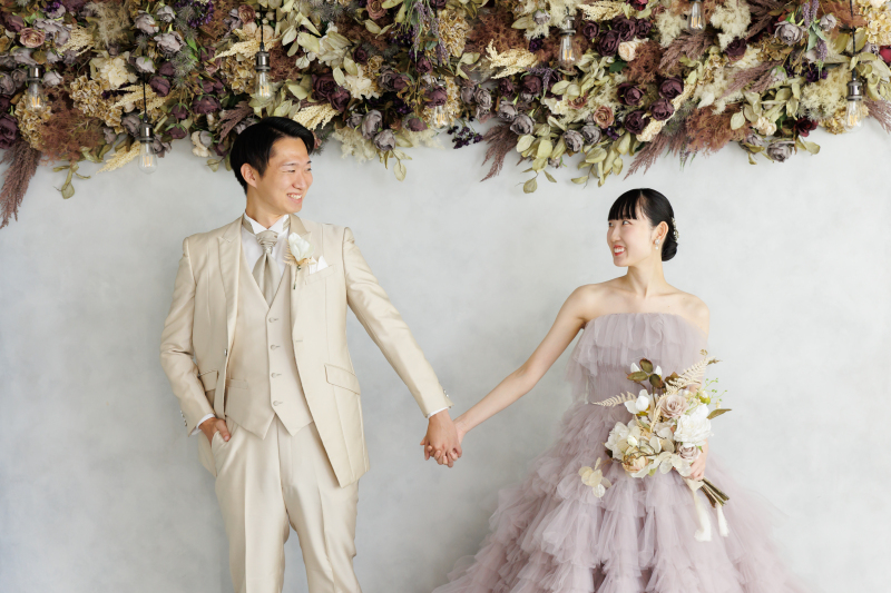 ふたりでそっと手つなぎ