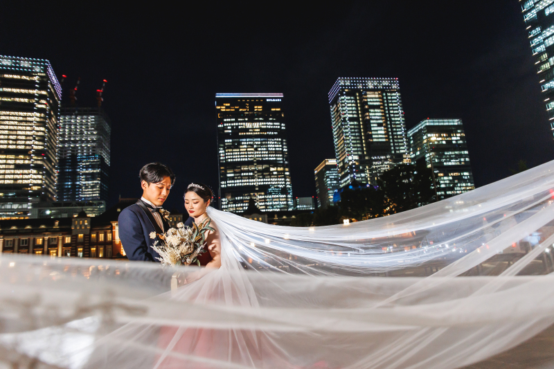 駅舎とビルとベールのハーモニー♪