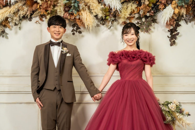 仲良く手つなぎショット♥