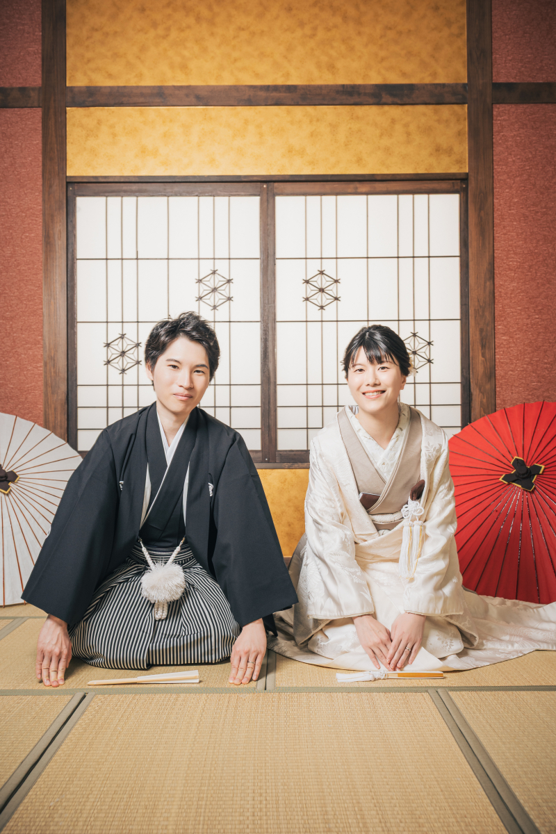 なんだか背筋が伸びちゃう正座♡