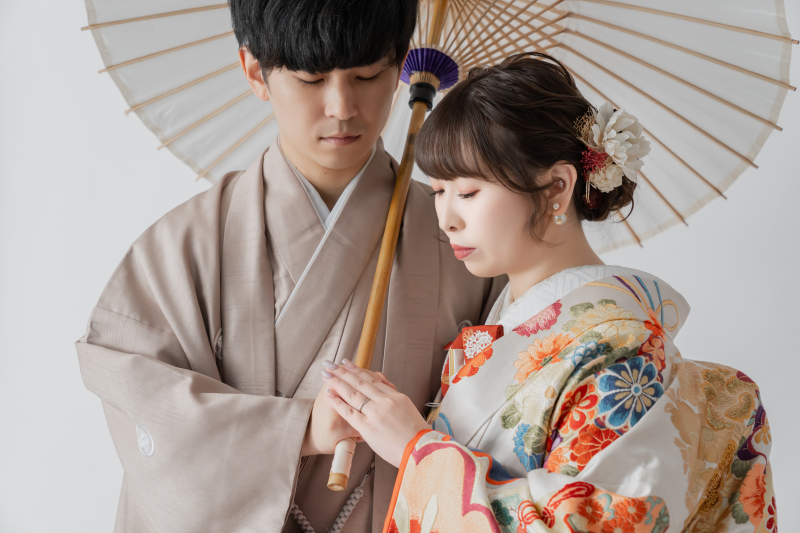 和傘の下でひと息