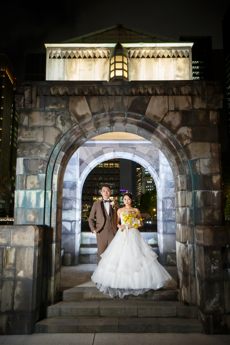 カメラ目線でフォーマルな撮影