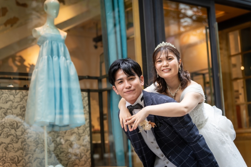 可愛らしいおんぶショット★