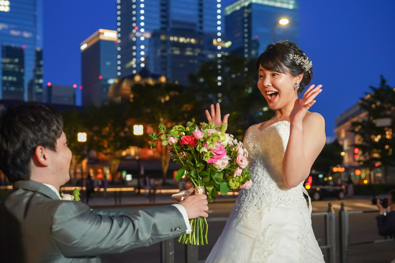東京駅前でプロポーズカット♪