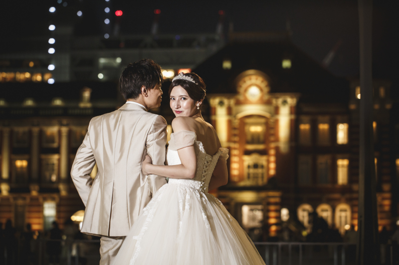 笑顔が絶えない、楽しい東京駅・和田倉門ロケーション撮影