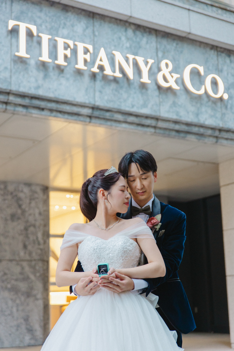 ティファニーの前で、永遠を約束