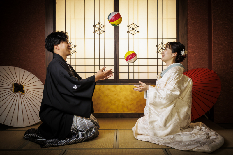 風船で遊びカット♪