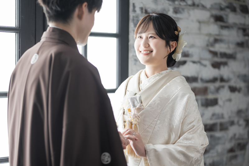 視線を受け止めて柔らぐ表情