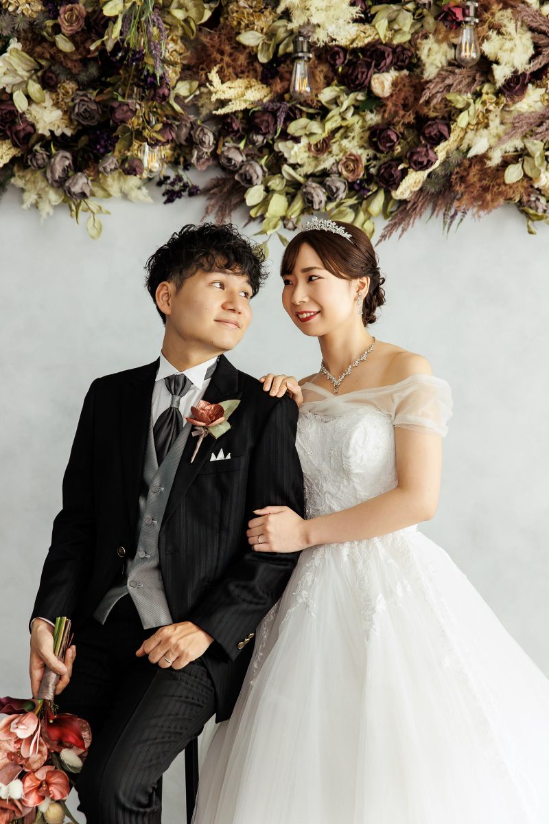 新郎様がブーケを持っても可愛い♪