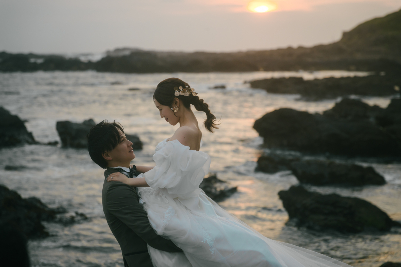 抱き上げられて浮かぶ幸せな時間