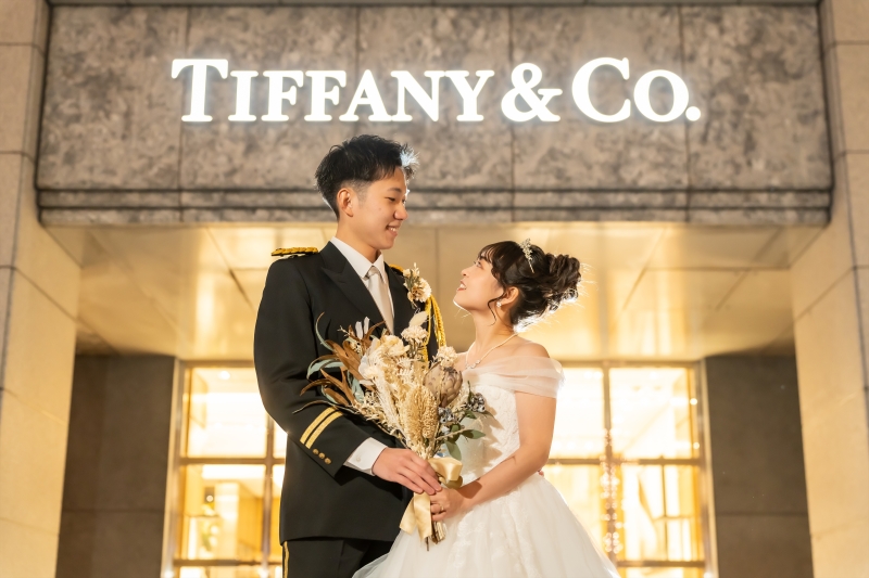 想い出のお店の前で