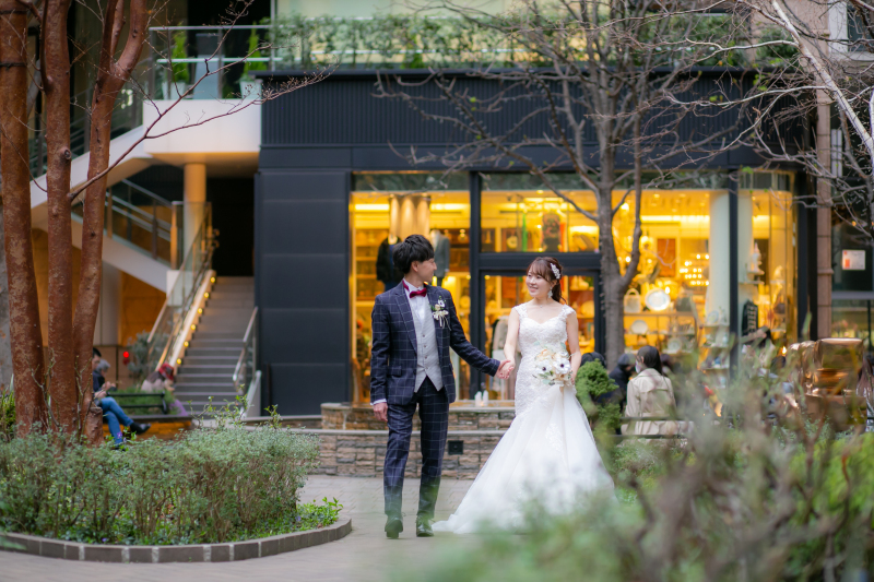 緑に囲まれたおふたり