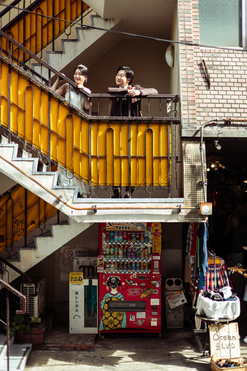 馴染みの古着屋さんで。