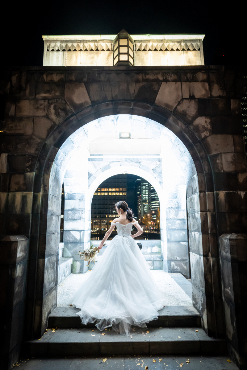 新婦様の後ろ姿は和田倉門で!