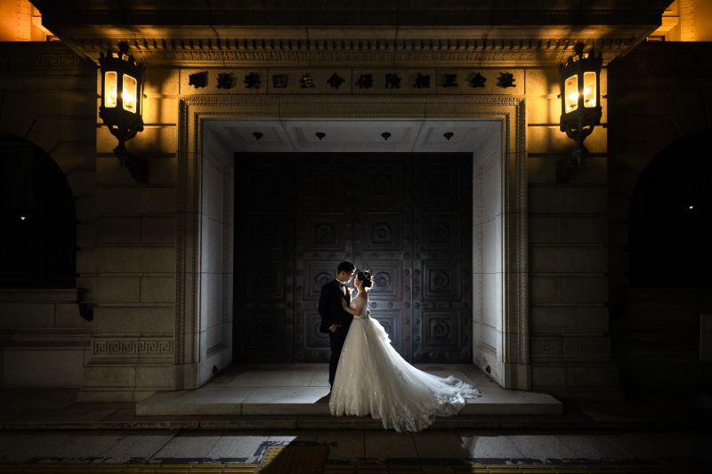 光に包まれて誓う夜