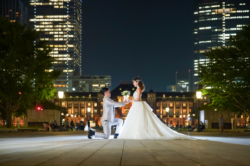 跪いてのプロポーズショット♡