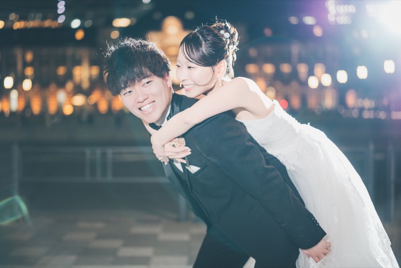 背中に伝わる笑い声のあかるさ