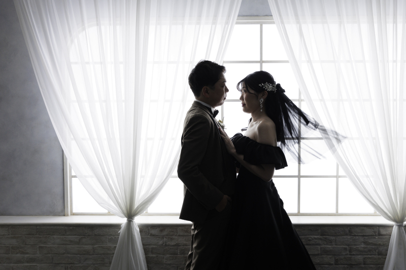 黒ドレスで撮影開始