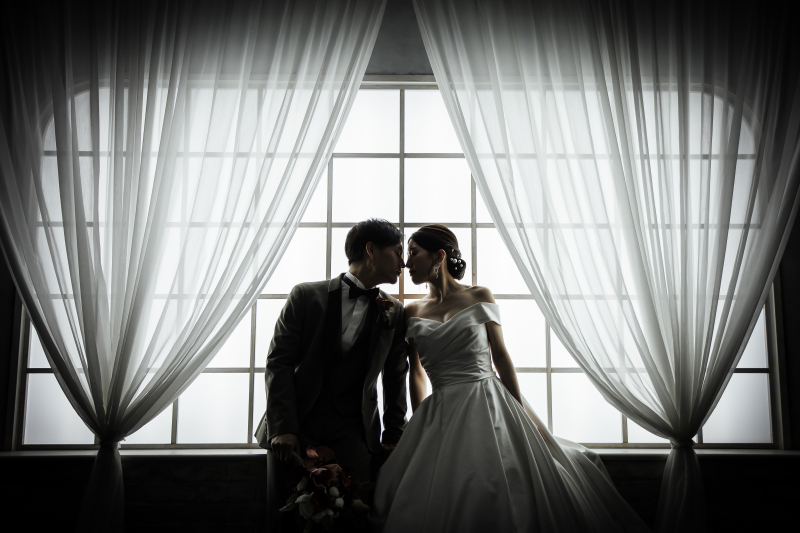 スタジオでシルエットカット