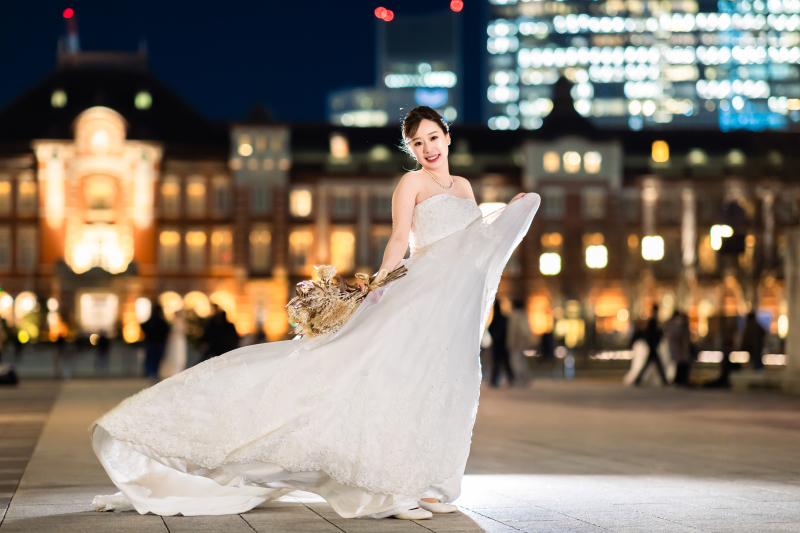 風に舞うドレスが描く、素敵な瞬間