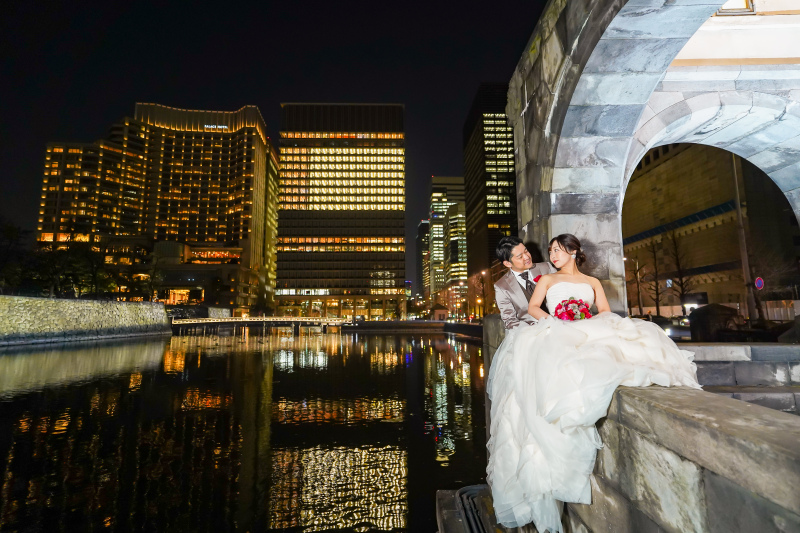 水面の反射でより煌びやかに