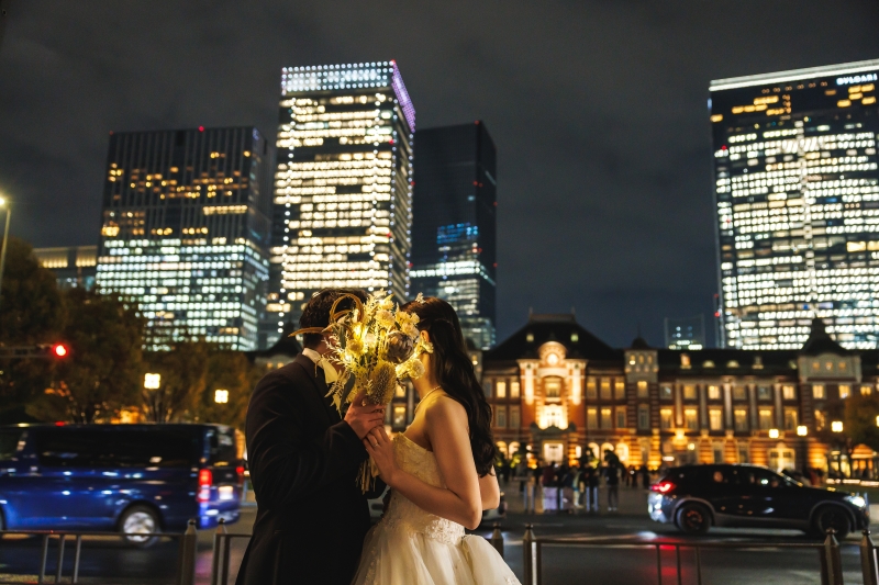 ブーケでちょっと隠してみた夜の接近