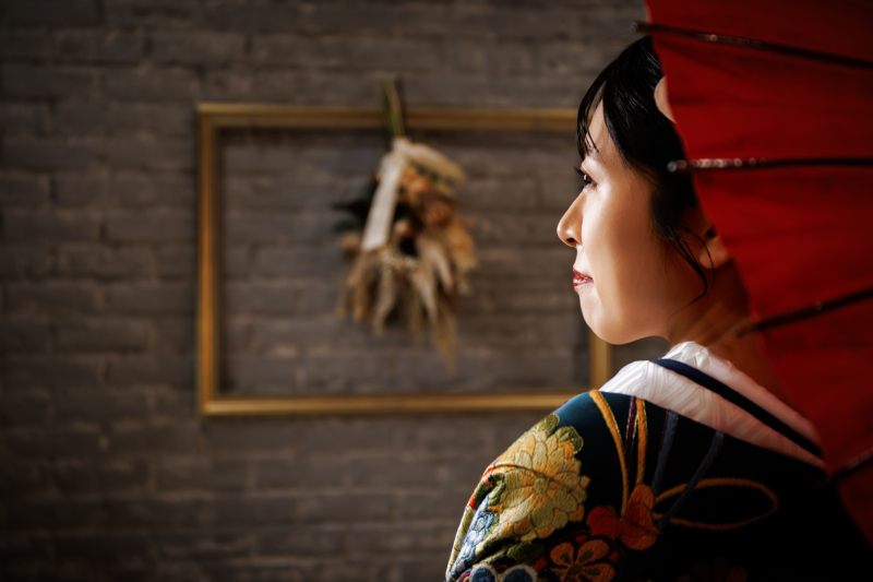 赤い傘がよく似合う!