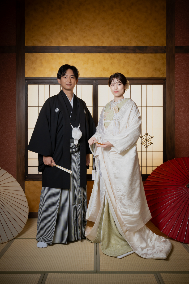 和室でカッチリ型物撮影。