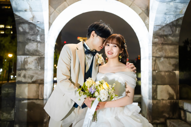 結びは寄り添いショットを!