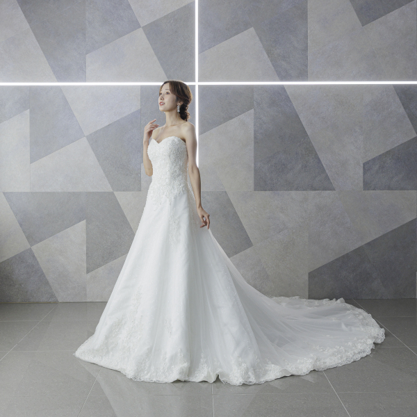 PHOTO WEDDING STYLE_ウエディングドレスが豊富