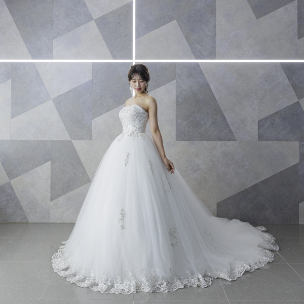 PHOTO WEDDING STYLE_ウエディングドレスが豊富