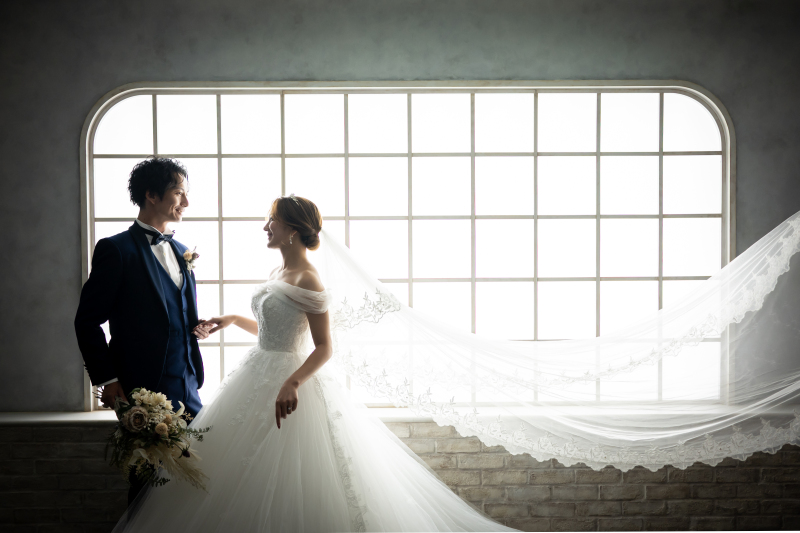 シルエットが綺麗なロングベールもお貸しだしOK♪